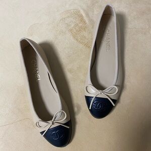 CHANEL Beige and Dark Black Flats with Bow